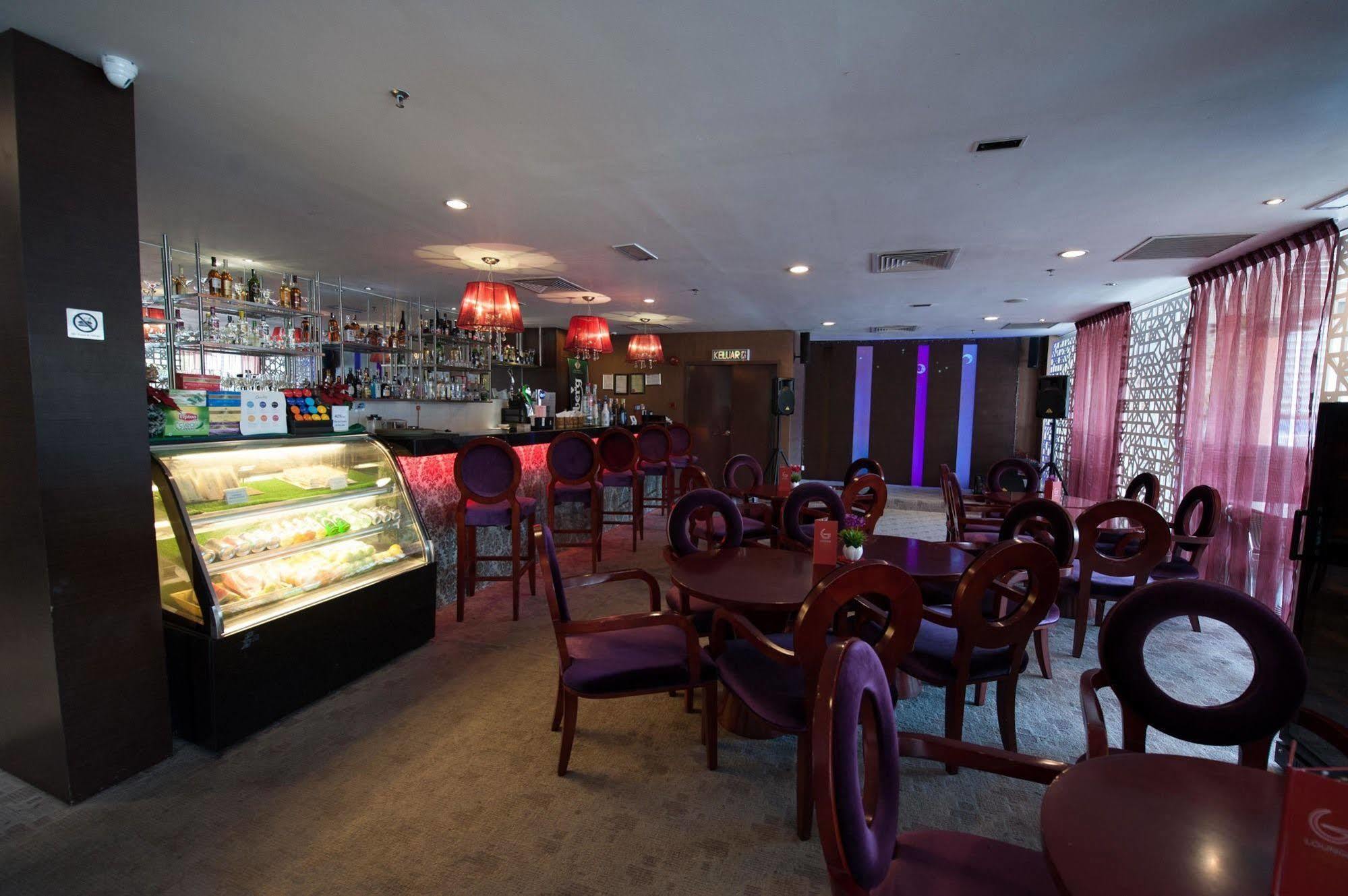 Gaya Centre Hotel Kota Kinabalu Extérieur photo